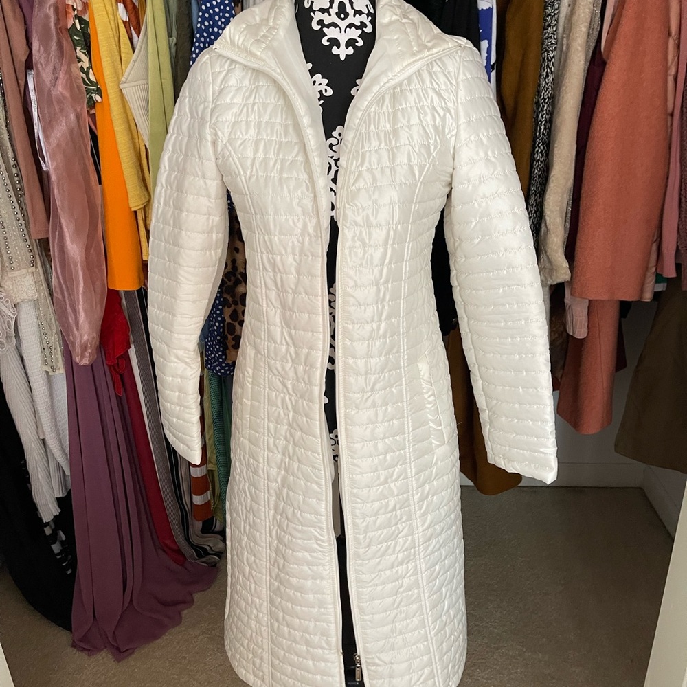 Elegant White Quilted Women's Coat